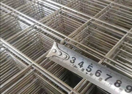 4' X 8' 強化のための均一なメッシュサイズを持つ電熱溶接線網