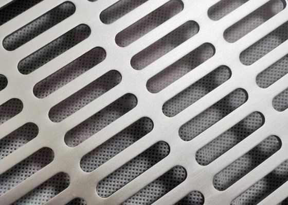 0.5mm パーソナライズ可能な孔付きシート メタル 鋼 アルミ メッシュ