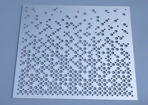パーソナライズ可能な穴形を持つ銀 perforatedシート