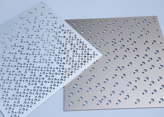 パーソナライズ可能な穴形を持つ銀 perforatedシート