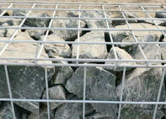 土の固体構造のためのGabionの溶接された網