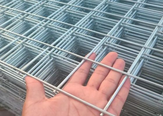 耐久性のある一時的なフェンシングのための8 ゲージの電熱溶接線網パネル