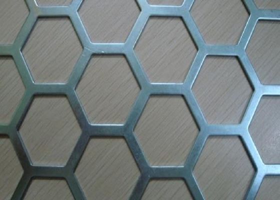 標準サイズまたはカスタムオプション 厚さ0.1-12mmの304孔状網状シート